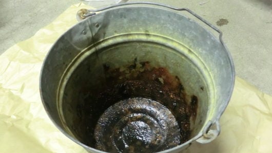 腐食したバケツ
