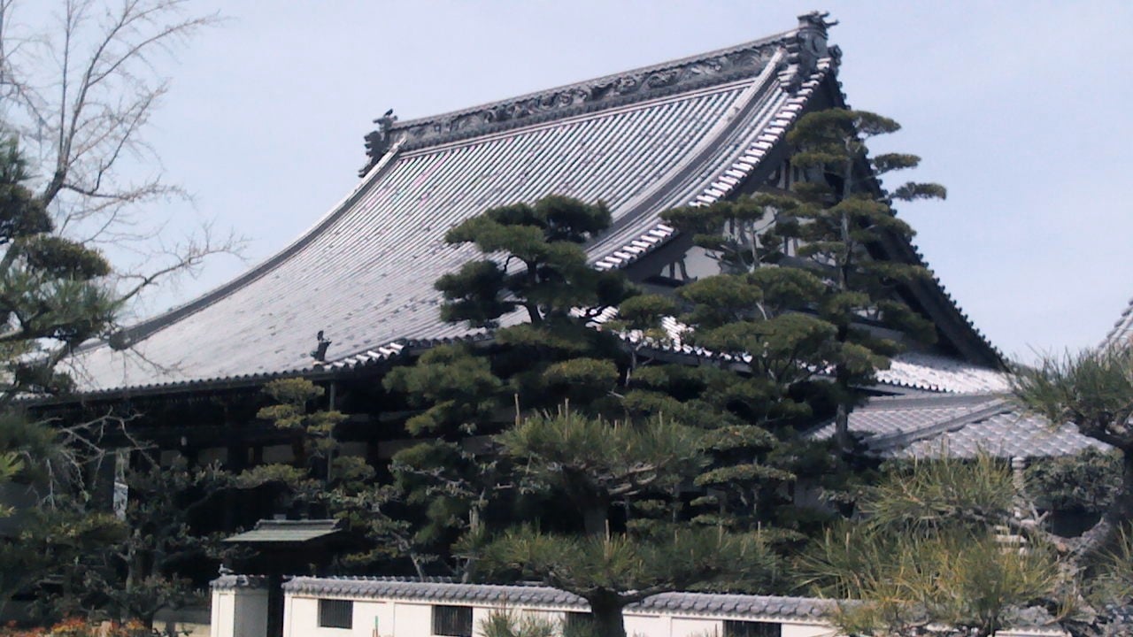 Building picture of Japanese Buddhist temple (Enryuji)