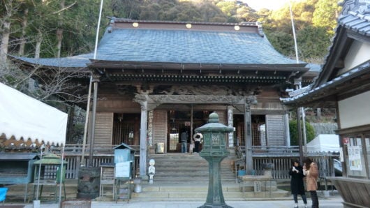 薬王寺の本堂