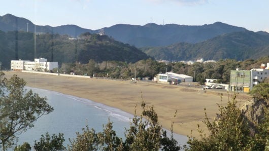 食堂から見た大浜海岸