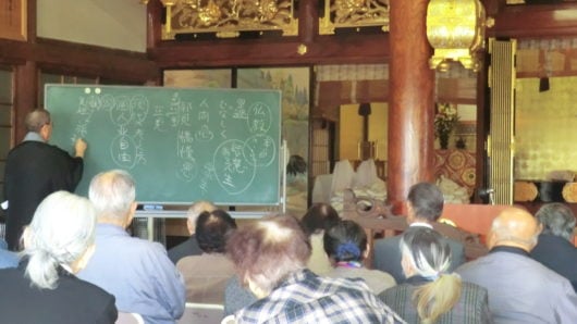 読経後の説法タイム