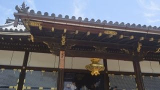 仁和寺の僧侶の有難いご縁で金堂参拝