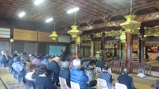 円龍寺報恩講法要の様子2018年