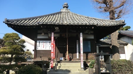遍照寺の明王堂