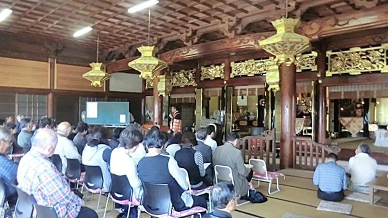 Inside the Enryuji temple