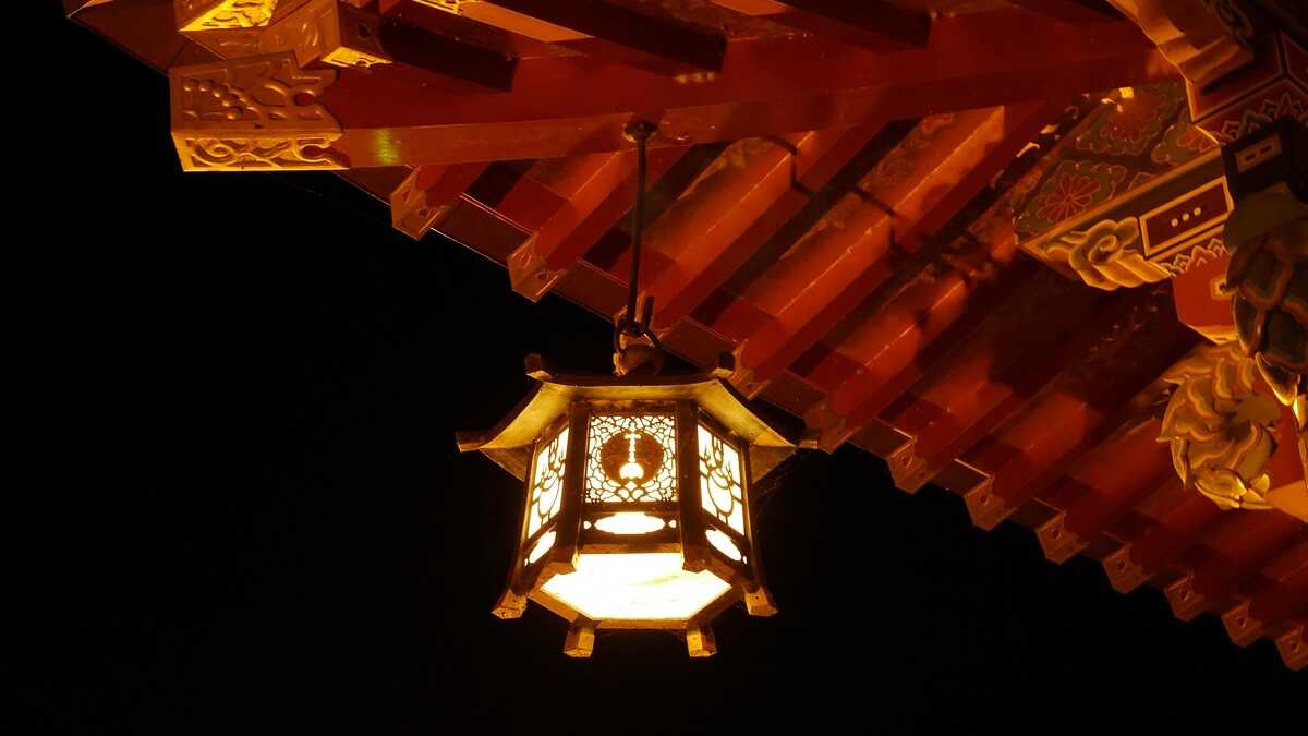 Buddhist lanterns originated in India